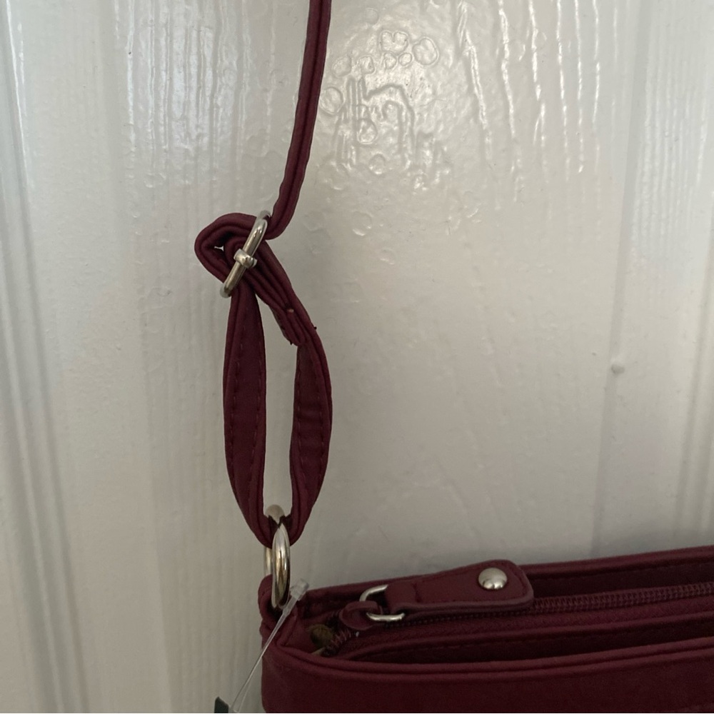 Elegant Burgundy Crossbody Bag - Picture 11 of 11
